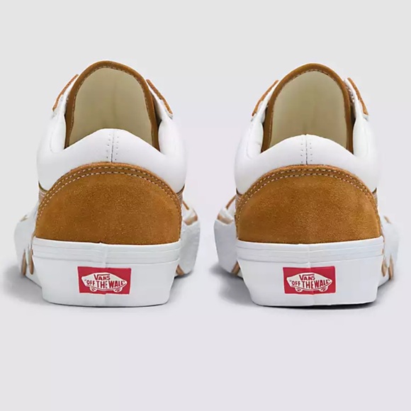 Vans Men’s Old Skool Bolt
Cathay Spice
VN0009Q5KFR sneakers - Picture 10 of 16